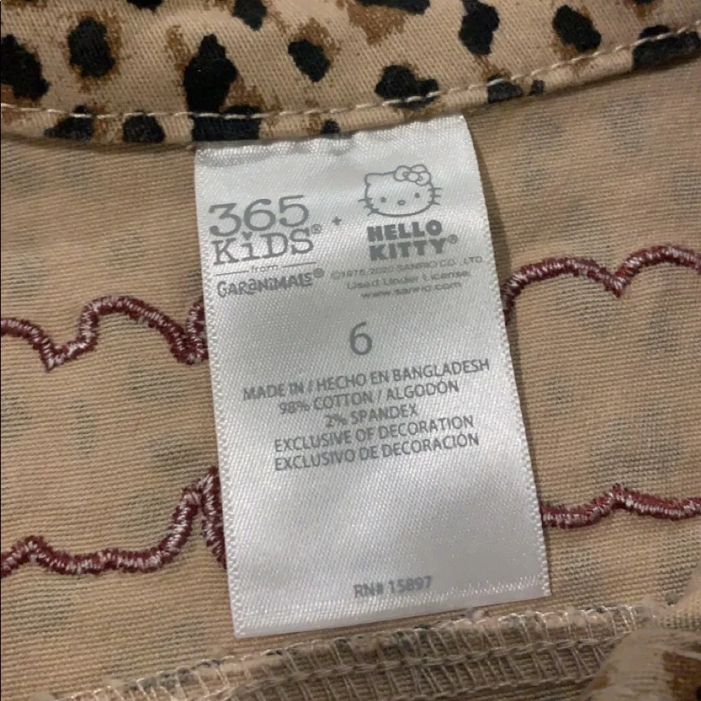 Hello Kitty Jean Jacket - Picture 4 of 5